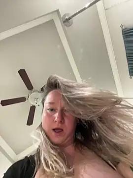Vivian_MayXxX from StripChat