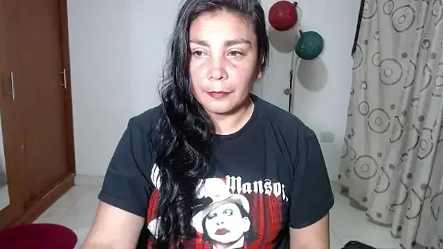 Vivian_milf_paint from StripChat