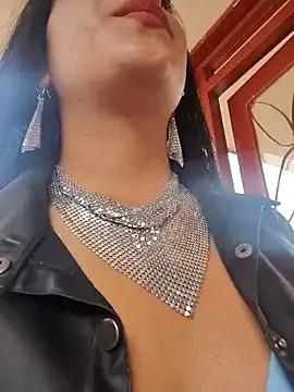 Viviene_Price from StripChat is Freechat