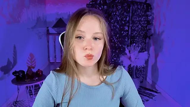 VivienLeeigh from StripChat