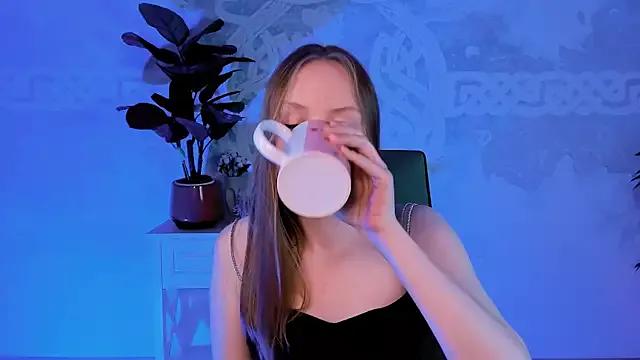 VivienLeeigh from StripChat