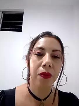 Explore our live girls sluts from our Custom and Multi clubs and checkout exclusive access to highly interactive content, such as shape, hair, titties, pussy type and many more.