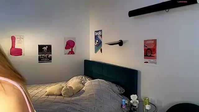 vixinp from StripChat