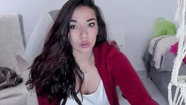 Explore our live girls sluts from our Custom and Multi clubs and checkout exclusive access to highly interactive content, such as shape, hair, titties, pussy type and many more.