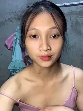 vyvy777 from StripChat