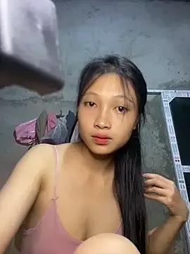 vyvy777 from StripChat
