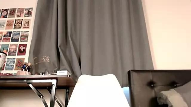 Wakai_Kira webcams show profile image 