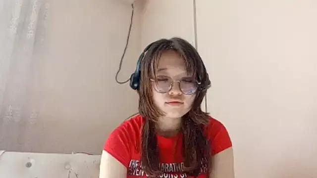 web3queen from StripChat is Freechat