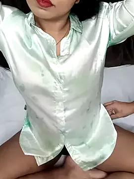 Photos of Webrowncouple from StripChat is Freechat
