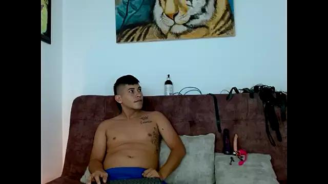 Wild_RoomXxX webcams show profile image 