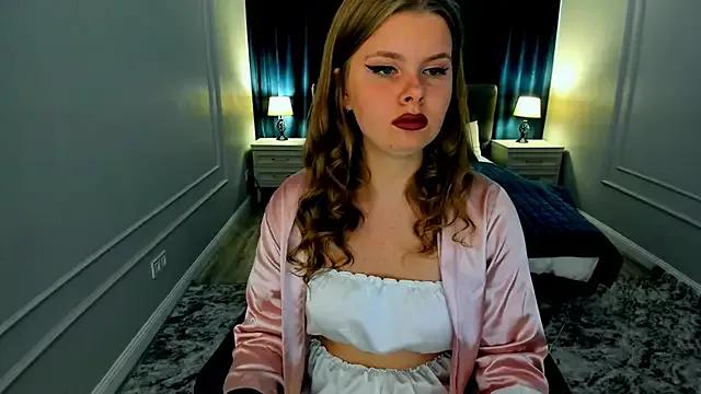 WildeDesiree from StripChat is Freechat