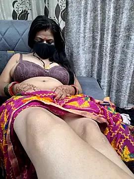 Wildhot_Sexcouple from StripChat is Freechat