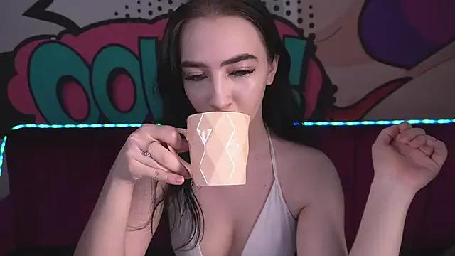 Explore our live girls sluts from our Custom and Multi clubs and checkout exclusive access to highly interactive content, such as shape, hair, titties, pussy type and many more.