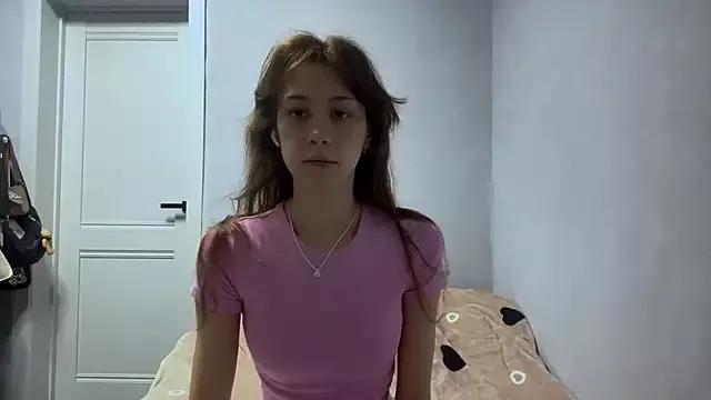 WildPeachh from StripChat is Freechat