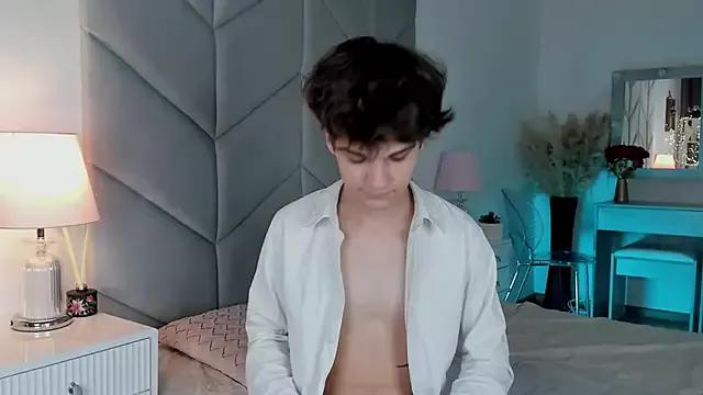 Willie_Miler from StripChat is Freechat