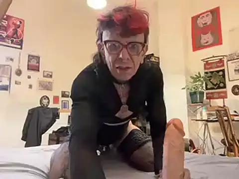 Explore our live girls sluts from our Custom and Multi clubs and checkout exclusive access to highly interactive content, such as shape, hair, titties, pussy type and many more.