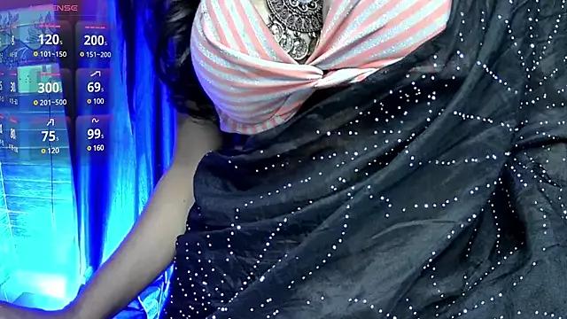 wow-simran from StripChat