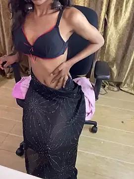 wow-simran from StripChat