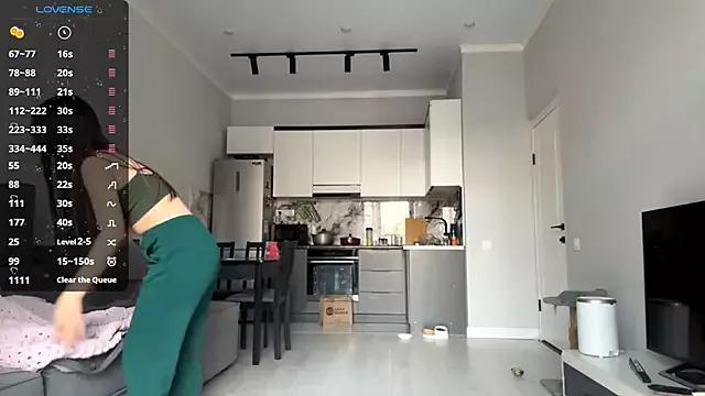 Wow_Akemi from StripChat