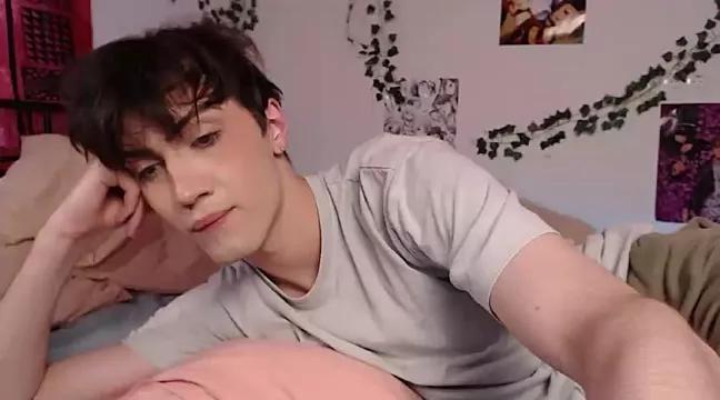 wow_lover1 from StripChat