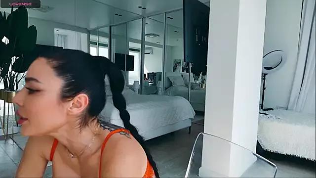 wowEva from StripChat