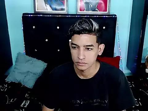 Photos of x_oliver_x from StripChat is Private