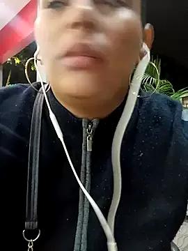XiaraaStark from StripChat is Freechat