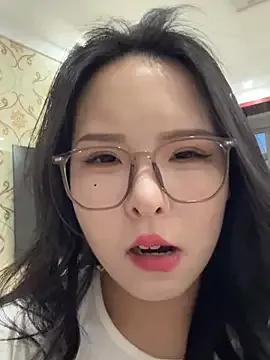 xixiya888 from StripChat