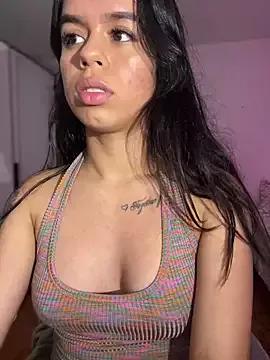 Explore our live girls sluts from our Custom and Multi clubs and checkout exclusive access to highly interactive content, such as shape, hair, titties, pussy type and many more.