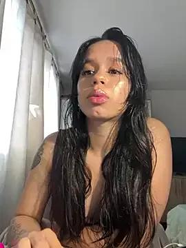 xlovelygirlx from StripChat is Freechat