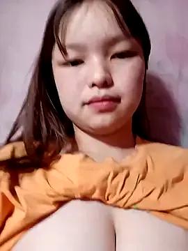 XoiXoi232 from StripChat