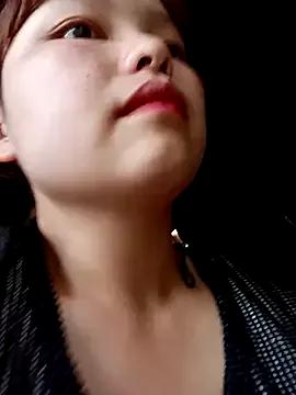 XoiXoi232 from StripChat