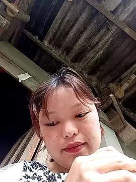 XoiXoi232 webcams show profile image 