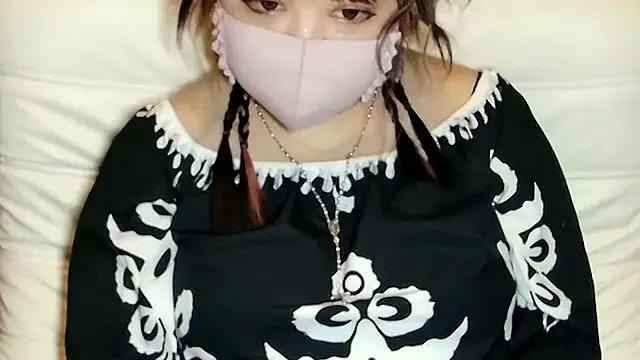 xoxLILxMELOxox from StripChat