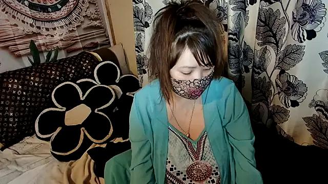 xoxLILxMELOxox from StripChat