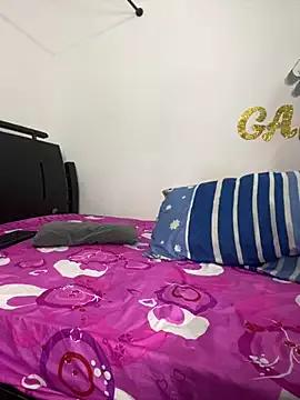 xoxo_06 from StripChat