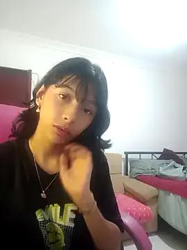 xoxo_milk from StripChat is Freechat