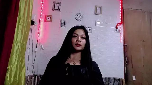 Explore our live girls sluts from our Custom and Multi clubs and checkout exclusive access to highly interactive content, such as shape, hair, titties, pussy type and many more.