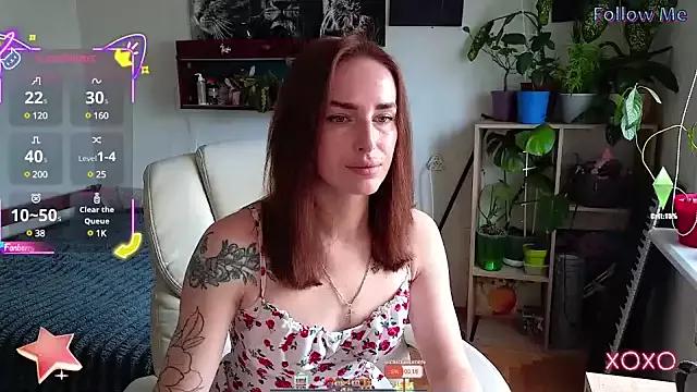 Explore our live girls sluts from our Custom and Multi clubs and checkout exclusive access to highly interactive content, such as shape, hair, titties, pussy type and many more.