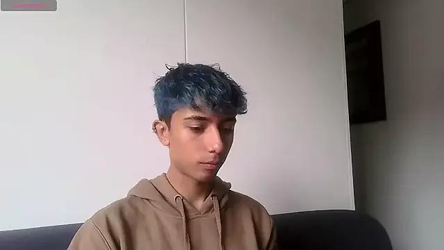 XxAaron_EvilxX from StripChat