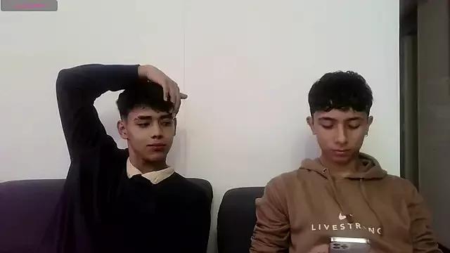 XxAaron_EvilxX from StripChat