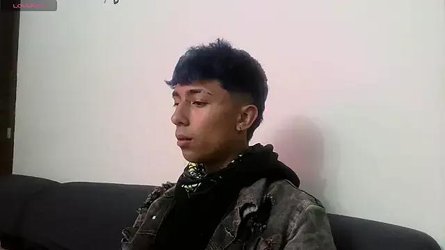 XxAaron_EvilxX from StripChat