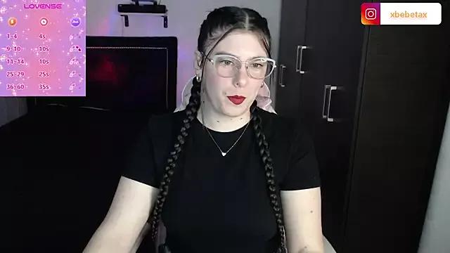 Photos of xxbbtaa from StripChat is Freechat