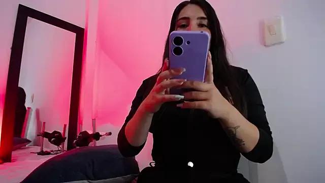 Explore our live girls sluts from our Custom and Multi clubs and checkout exclusive access to highly interactive content, such as shape, hair, titties, pussy type and many more.