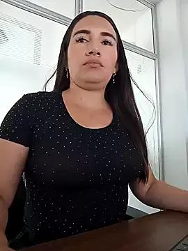 xxx_Alice_ from StripChat