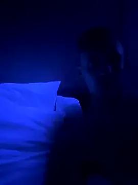 XxxLazerOfTheLakexxX from StripChat