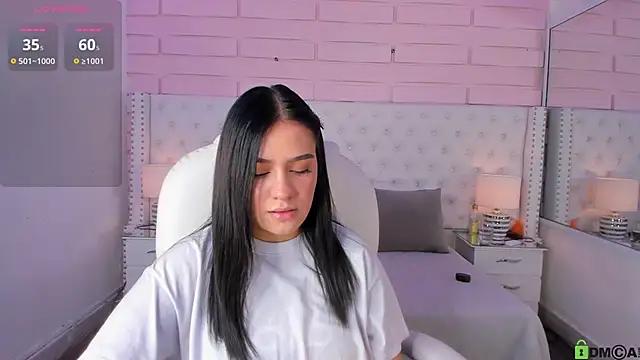 Yaaky_ from StripChat