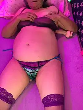 Yajaira-Hot from StripChat