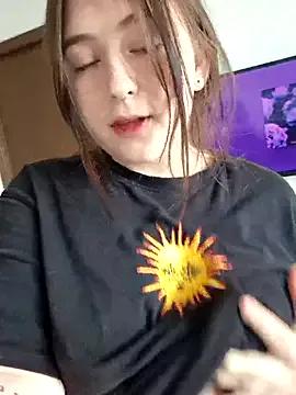 Yammy_Yumi from StripChat