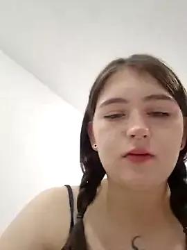 Yammy_Yumi webcams show profile image 